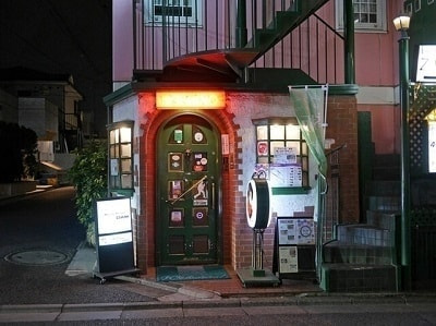 アンバサダーほしの入口正面